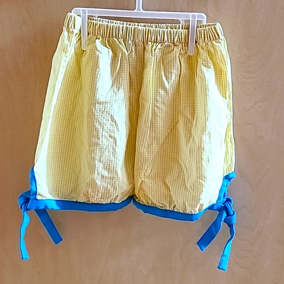 Fiesta Short Set - Picture 3 of 3